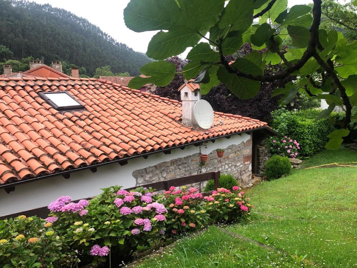 Hdec Hosteria De Castaneda Alojamiento Turistico Puente Viesgo Eksteriør billede