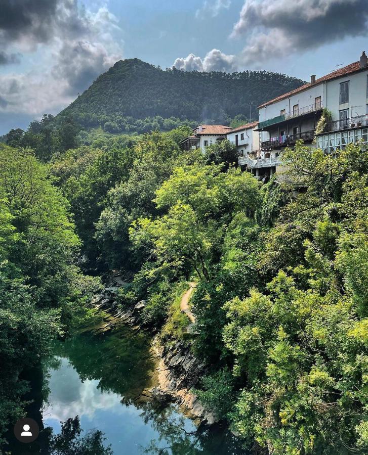 Hdec Hosteria De Castaneda Alojamiento Turistico Puente Viesgo Eksteriør billede